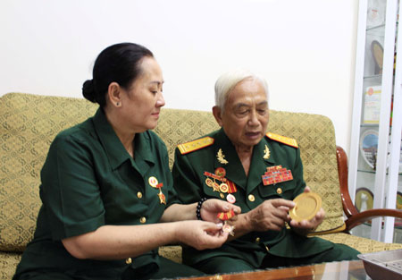 Cả nhà cùng tham gia chiến dịch