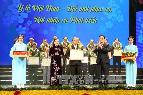 Chủ tịch nước Trương Tấn Sang: Ngành y tế cần tiếp tục đổi mới toàn diện cơ chế hoạt động 