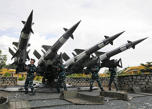 Chủ động chuẩn bị, bám sát phương châm, bảo đảm tốt chất lượng huấn luyện