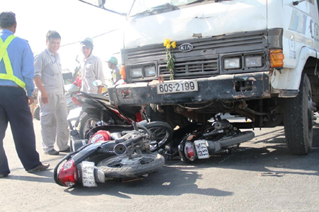  Cần giải pháp kiên quyết gắn trách nhiệm người thực thi công vụ