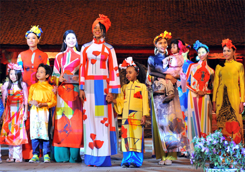 Lễ hội Áo dài - thắm mãi bản sắc Việt