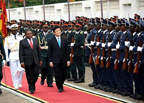 Chủ tịch nước Trương Tấn Sang bắt đầu chuyến thăm cấp Nhà nước Cộng hòa Mô-dăm-bích