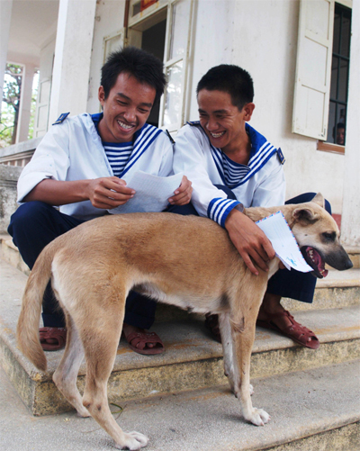 Niềm hạnh phúc từ những lá thư