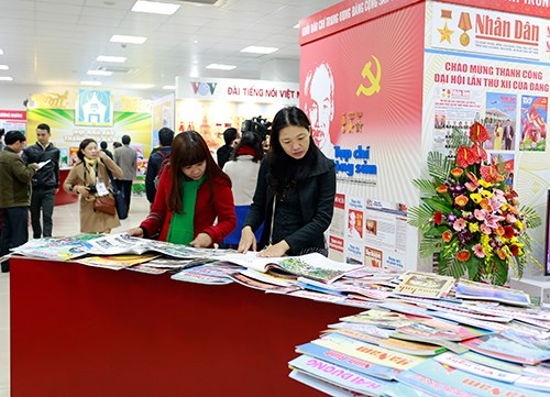 BÁO CHÍ VÀ SỰ ĐỒNG THUẬN XÃ HỘI