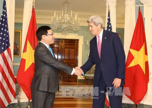 Phó Thủ tướng, Bộ trưởng Ngoại giao Phạm Bình Minh hội đàm với Ngoại trưởng Mỹ J.Kerry 