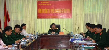 Ban tuyển sinh quân sự Bộ Quốc phòng kiểm tra công tác tuyển sinh tại Hà Giang