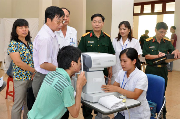 Một số chế độ của công dân khi đăng ký, khám, kiểm tra sức khỏe nghĩa vụ quân sự