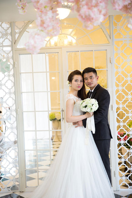 “Yêu em qua... từng tiếng sóng biển