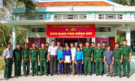 Thắm đẹp nghĩa tình đồng đội