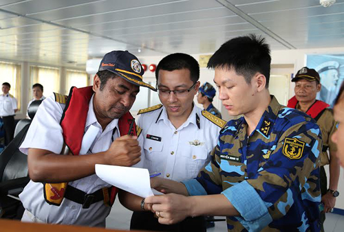 Tàu Hải quân Việt Nam sẵn sàng cho diễn tập KOMODO 2016