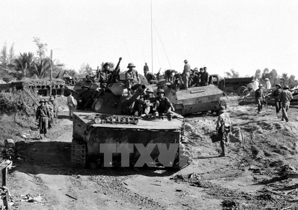 Quân đội nhân dân và Công an nhân dân-Hiệp đồng chặt chẽ, chiến đấu hiệu quả