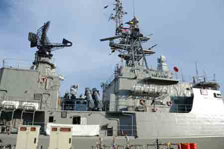 Việt Nam và các nước ADMM+ bắt đầu các hoạt động diễn tập tại cảng Muara, Bru-nây