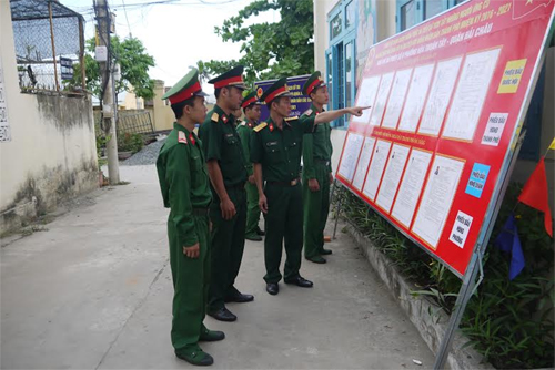 Sôi nổi thi đua chào mừng ngày hội bầu cử
