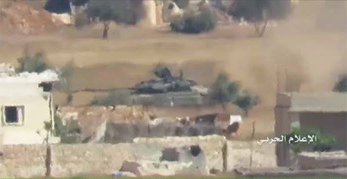 Xe tăng T-90A của quân đội Syria bị trúng đạn tên lửa chống tăng TOW