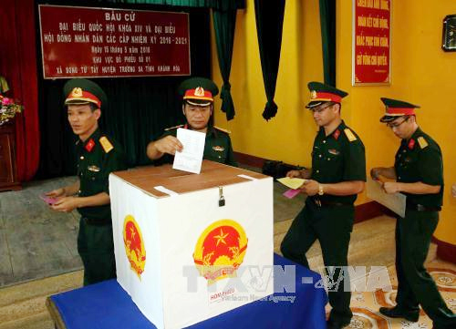  Cử tri Trường Sa và biên cương Tây Bắc gửi trọn niềm tin trong lá phiếu bầu cử 
