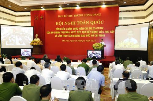 Thường xuyên, tự giác học tập, làm theo tư tưởng, đạo đức, phong cách Hồ Chí Minh
