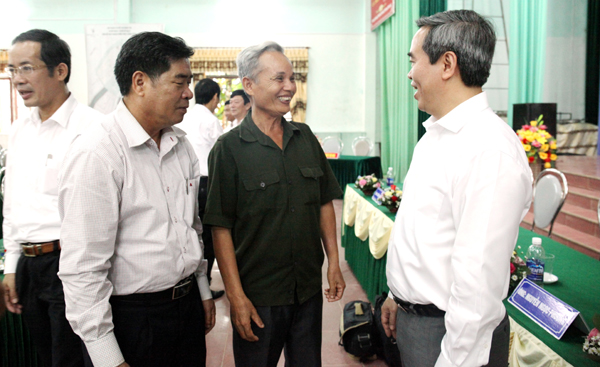 Tiếp xúc cử tri tại đơn vị bầu cử số 2, tỉnh Quảng Bình