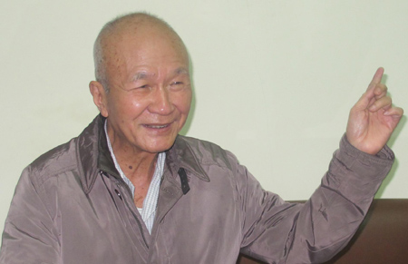 Cứu Tư lệnh thoát vòng vây địch