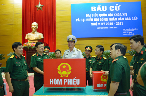 Kiểm tra công tác chuẩn bị bầu cử tại Trụ sở Bộ Quốc phòng