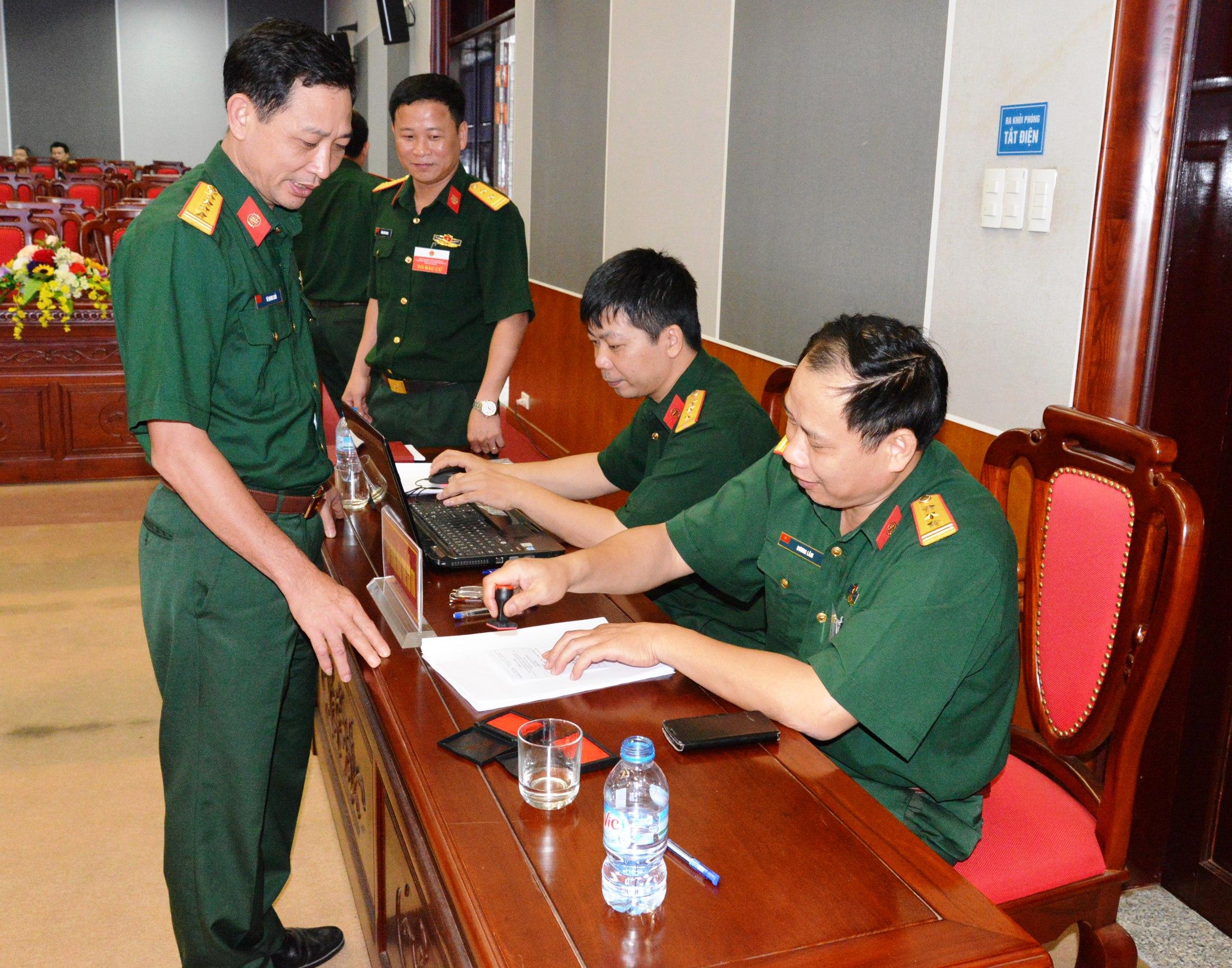 Bảo đảm liên lạc thông suốt trong ngày bầu cử
