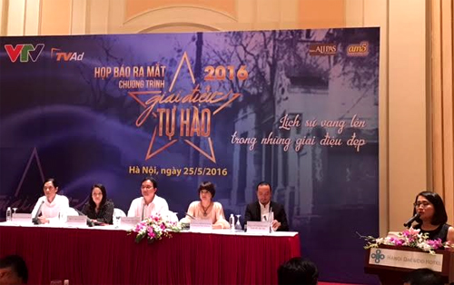 Giai điệu tự hào năm 2016 trở lại với 