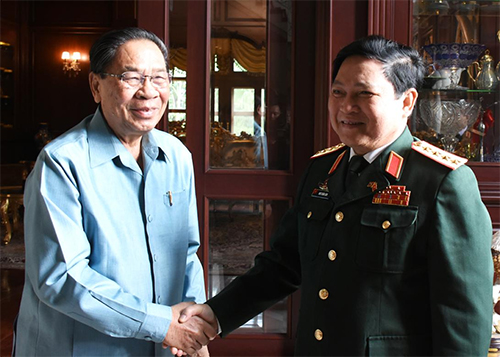 Tình ở Viêng Chăn