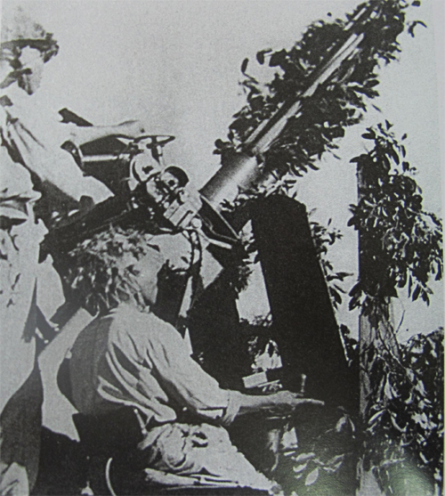 Khống chế sân bay, triệt đường tiếp viện
