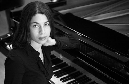 Nghệ sĩ piano nổi tiếng Pháp tới Hà Nội
