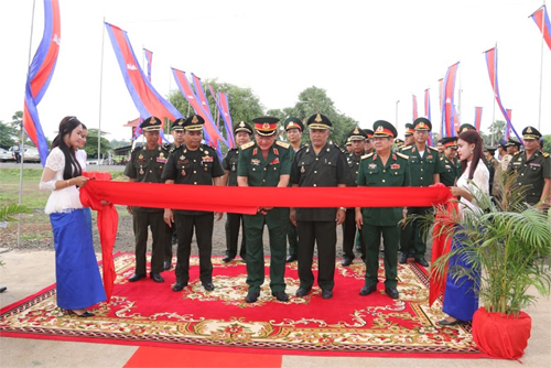 Khánh thành công trình do Quân khu 7 tài trợ tại Campuchia
