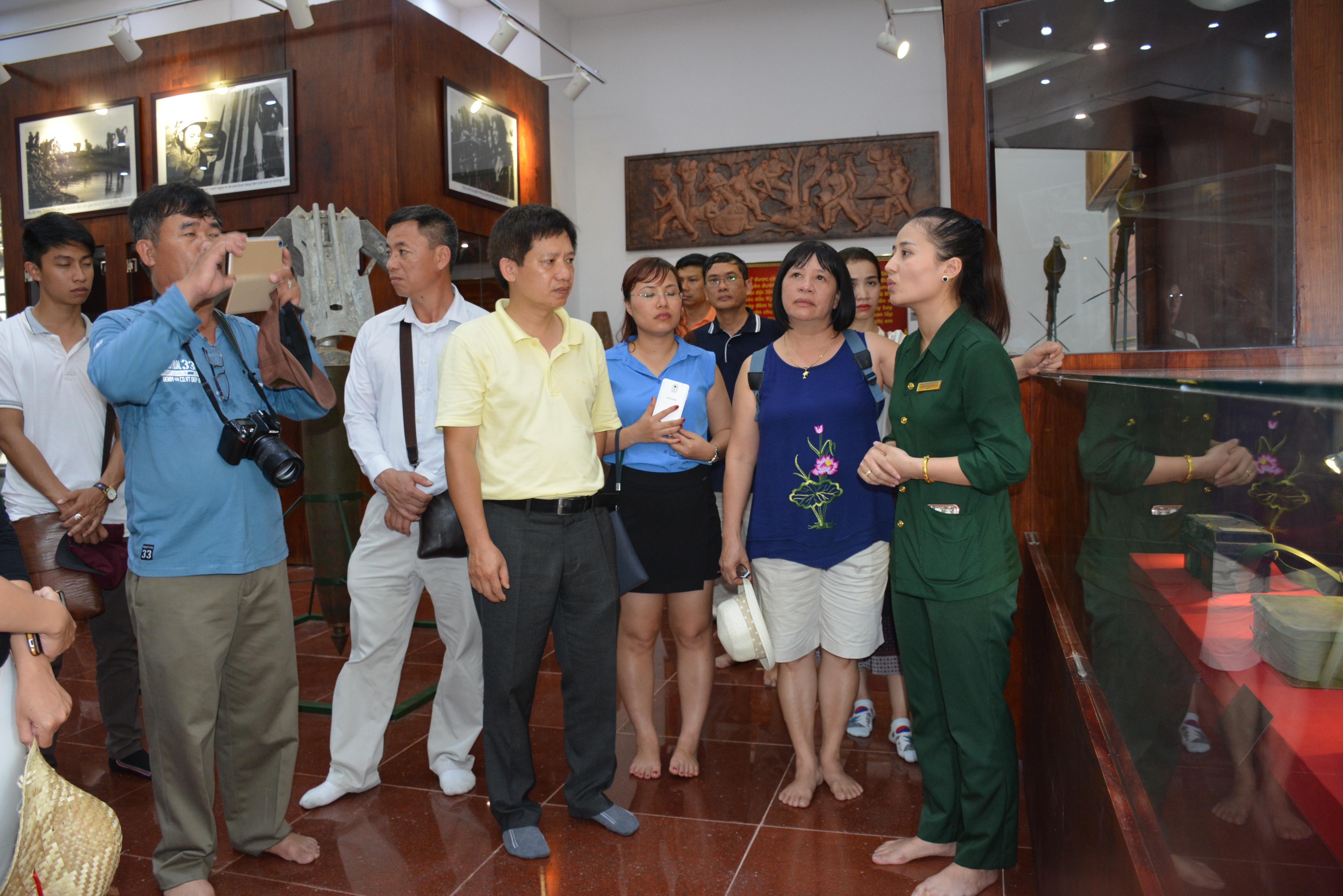 Xây dựng sản phẩm du lịch các tỉnh bắc miền Trung
