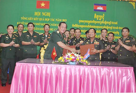 Quân khu 7 ký kết hợp tác với Quân khu 4 (Quân đội Hoàng gia Campuchia)
