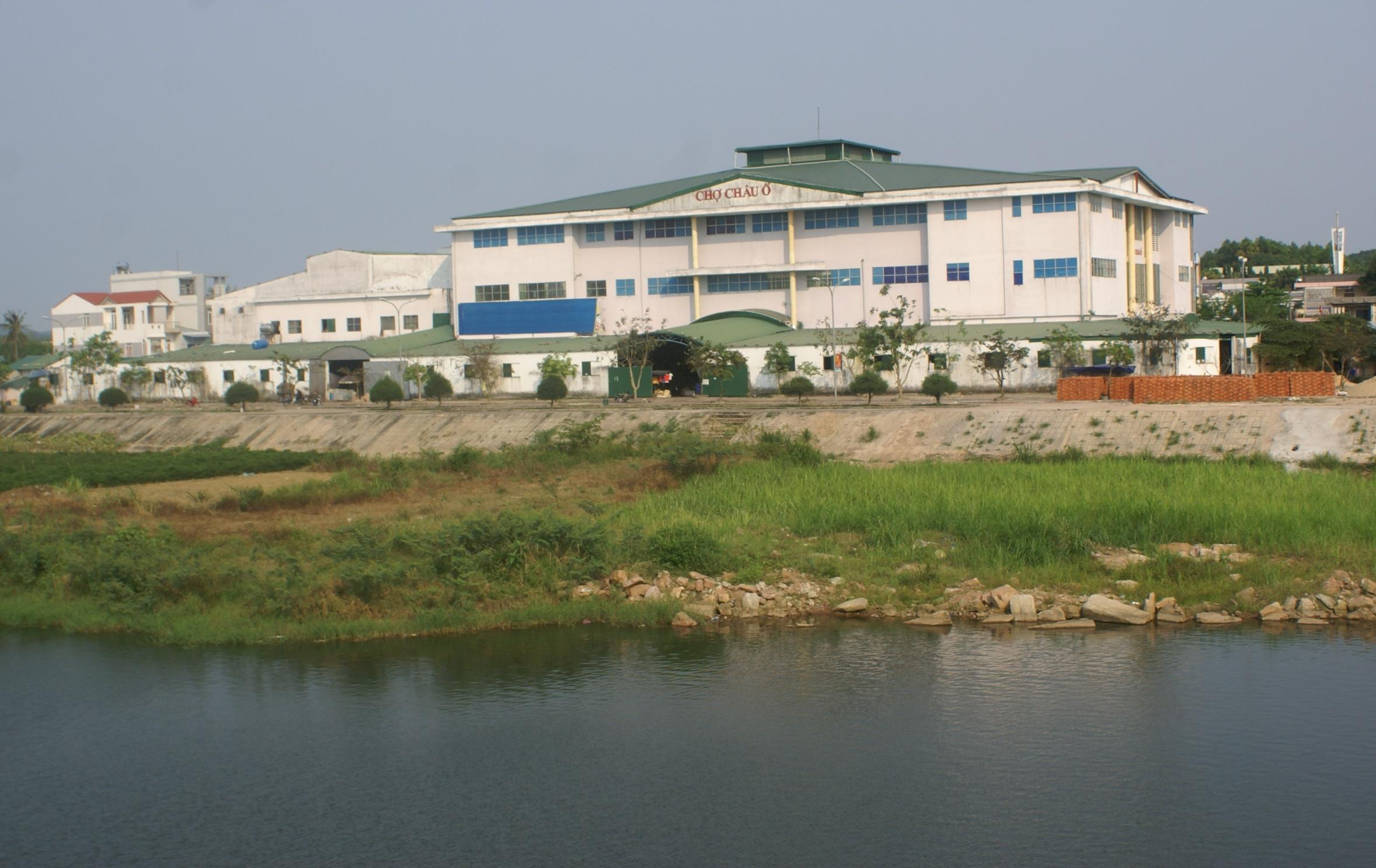 Nhiều chợ bị bỏ hoang: Trách nhiệm thuộc về ai? (tiếp)