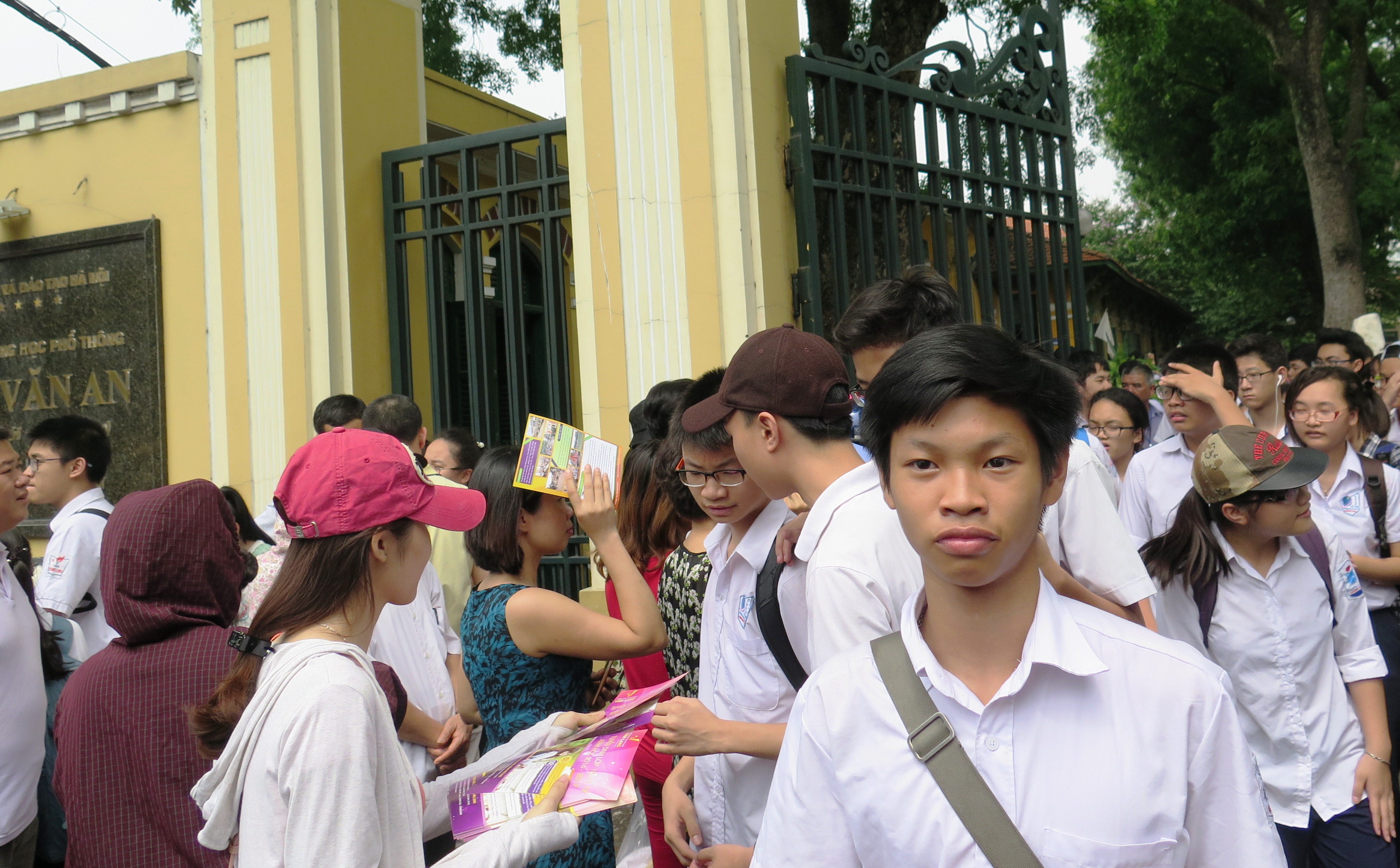 Hà Nội công bố điểm chuẩn vào lớp 10 trường chuyên