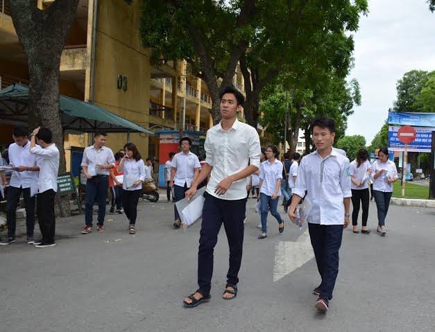 Điều chỉnh mốc thời gian xét tuyển đại học, cao đẳng năm 2016