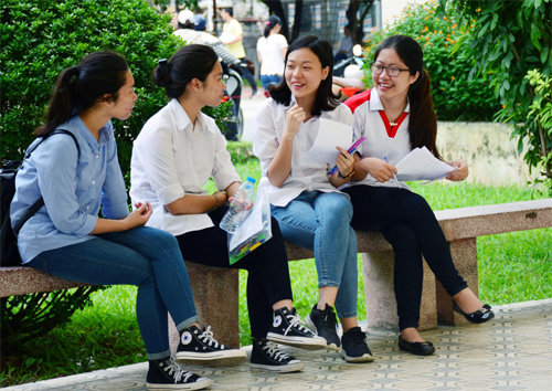 Bám sát chuẩn kiến thức, mang hơi thở cuộc sống
