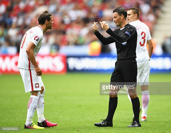 Trọng tài Mark Clattenburg bắt chính trận chung kết Euro 2016