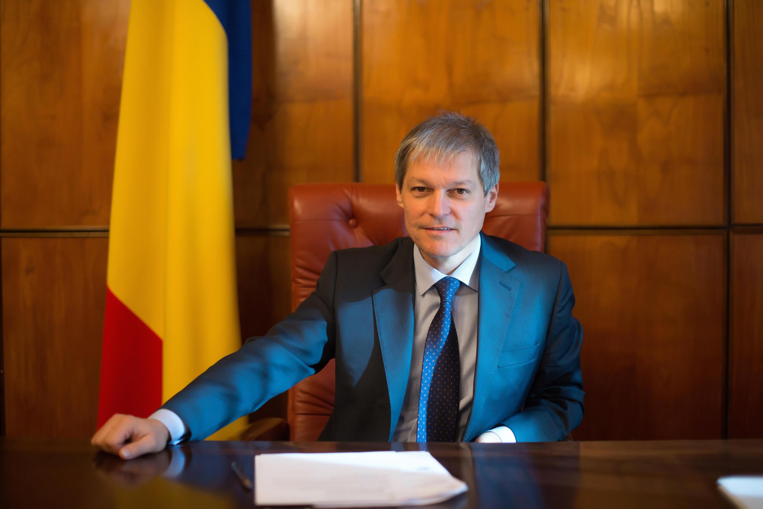 Thủ tướng Ru-ma-ni bắt đầu thăm chính thức Việt Nam