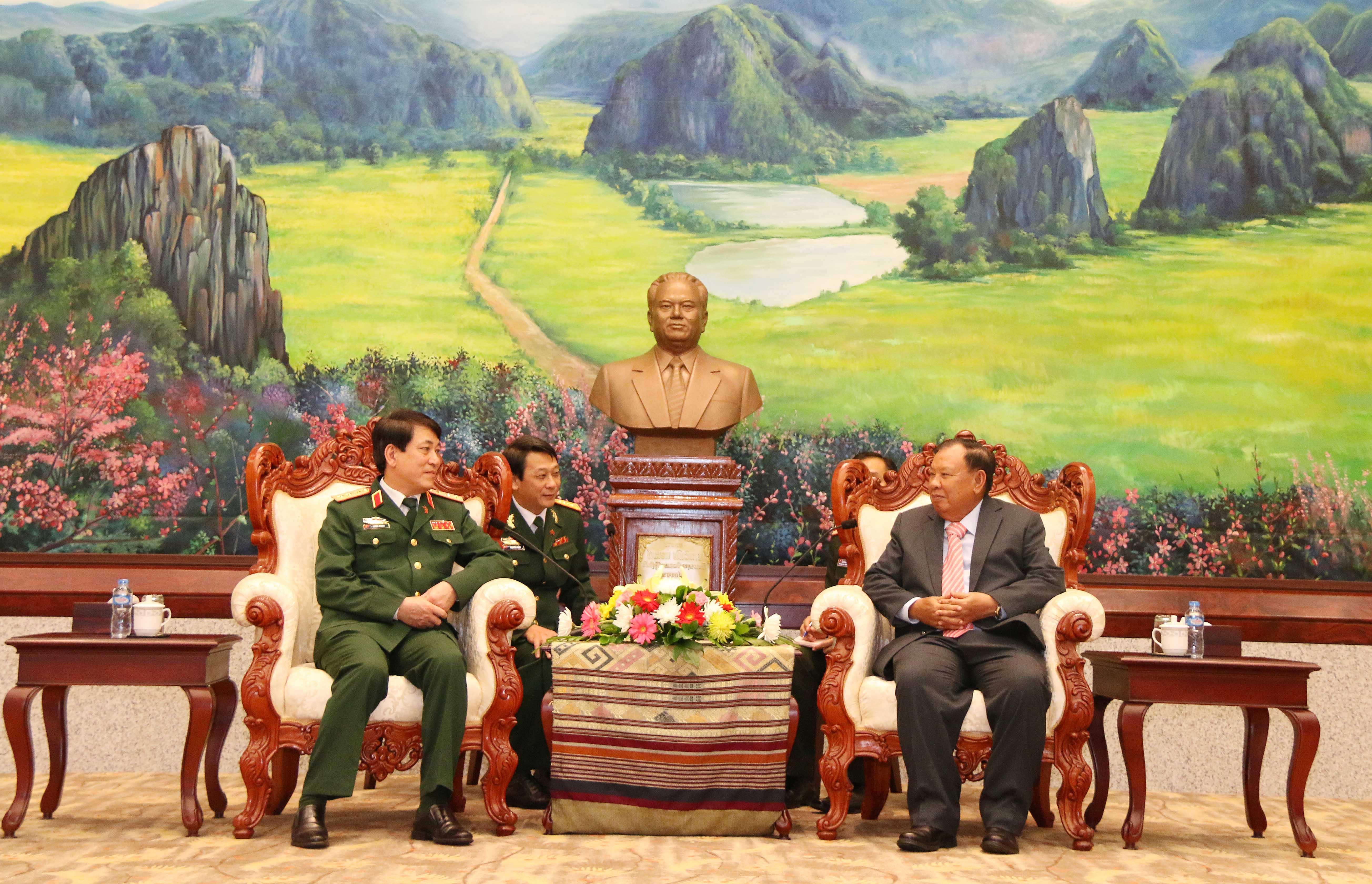 Tổng Bí thư, Chủ tịch nước Lào tiếp Thượng tướng Lương Cường