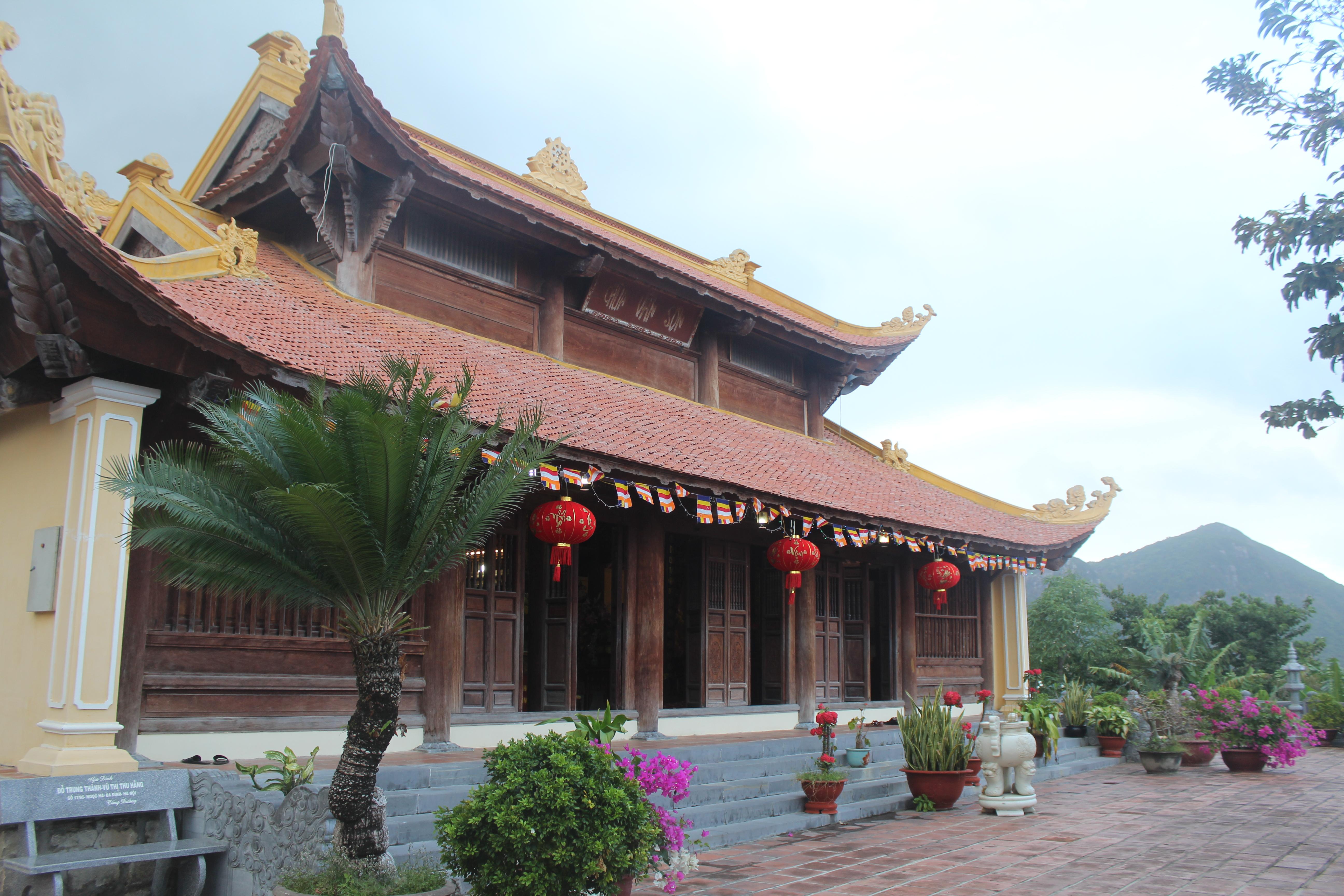 Lắng lòng giữa Vân Sơn Tự
