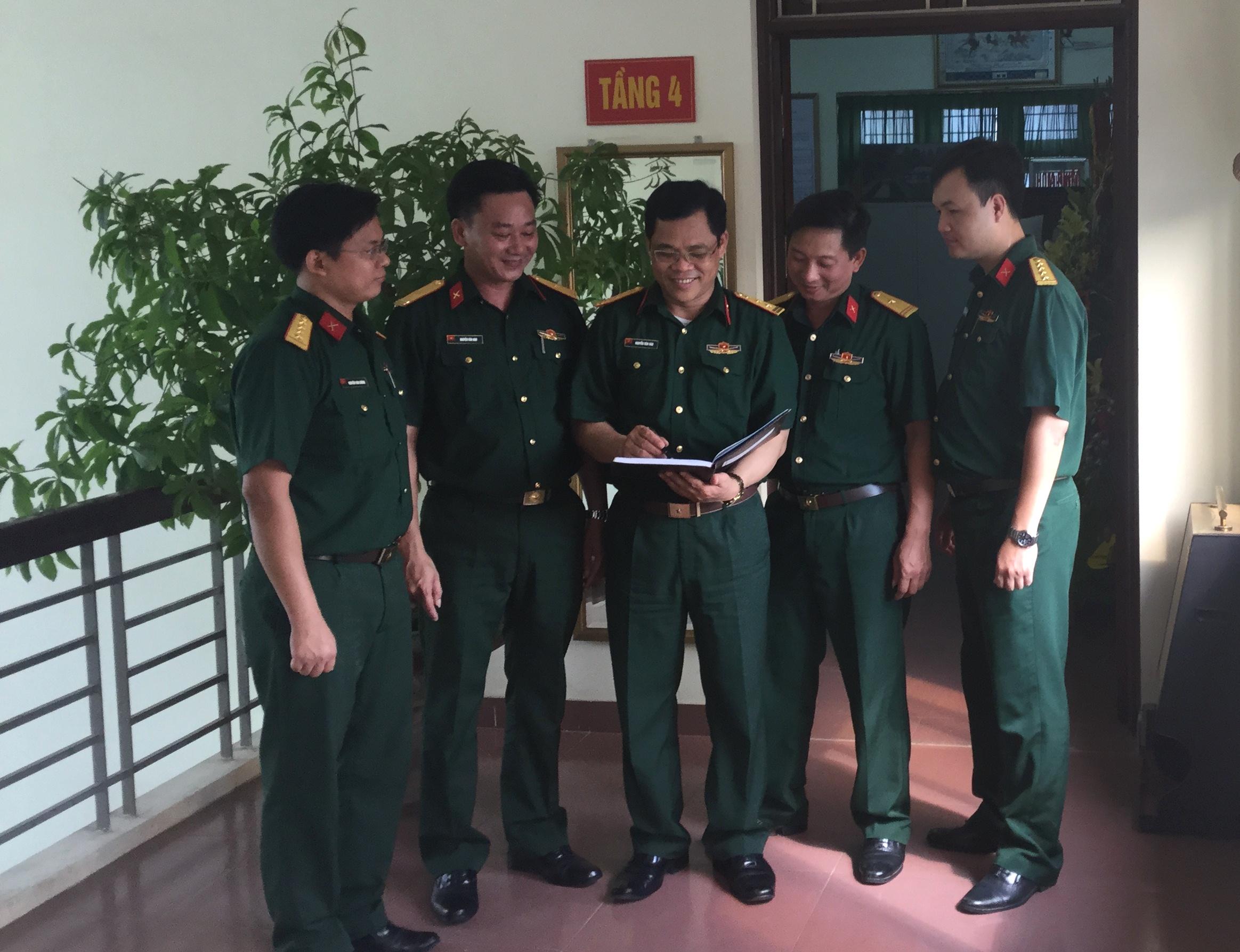 Xây dựng đội ngũ giảng viên “vững về chính trị, sáng về đạo đức, giỏi về chuyên môn”     