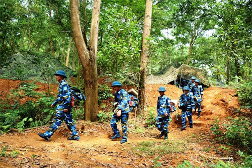 Trung đoàn 218 (Sư đoàn 361): Diễn tập chỉ huy-tham mưu về động viên 1 bên 2 cấp có một phần thực binh