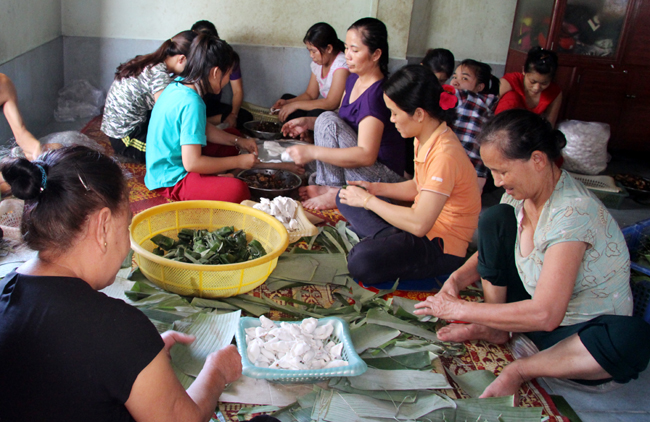 Chuyện bên quán bánh lọc Mệ Xuân