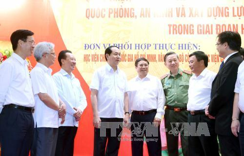 Chủ tịch nước Trần Đại Quang: Tập trung làm rõ những vấn đề mới trong nhận thức lý luận và định hướng lãnh đạo của Đảng đối với sự nghiệp xây dựng và bảo vệ Tổ quốc