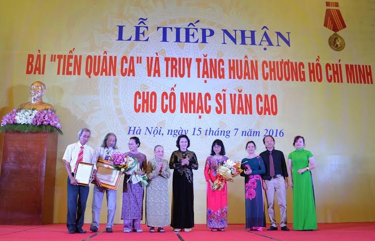 Gia đình nhạc sĩ Văn Cao hiến tặng ca khúc “Tiến quân ca”