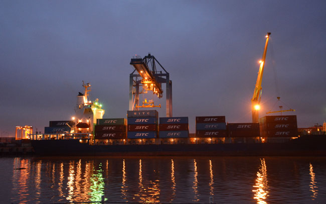 Chọn đúng khâu đột phá để phát triển kinh tế biển