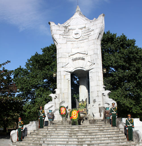 Chế độ chính sách đối với người có công nuôi dưỡng liệt sĩ