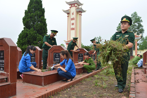 Các địa phương, đơn vị chăm lo người có công
