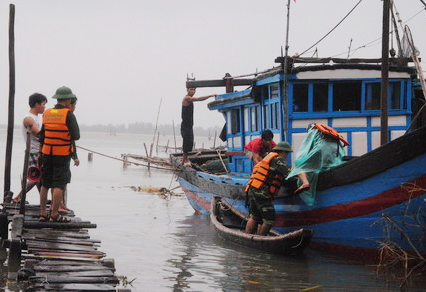 19.000 cán bộ, chiến sĩ và hơn 300 phương tiện tham gia phòng chống bão số 1