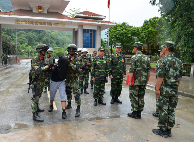 Diễn tập liên hợp đấu tranh chống khủng bố 
