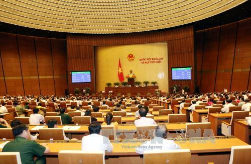 Báo cáo của Chính phủ về tình hình KT-XH 6 tháng đầu năm và các nhiệm vụ, giải pháp chủ yếu 6 tháng cuối năm 2016 
